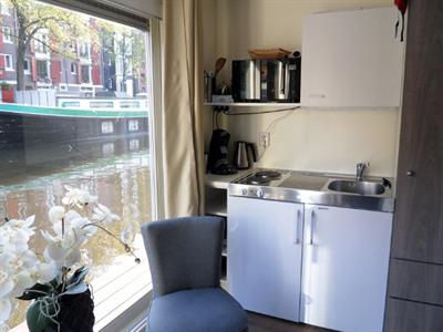 фото отеля The Guest-Houseboat
