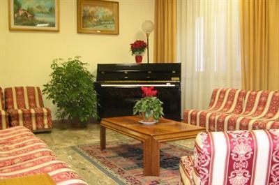 фото отеля Hotel Fiorana Rimini