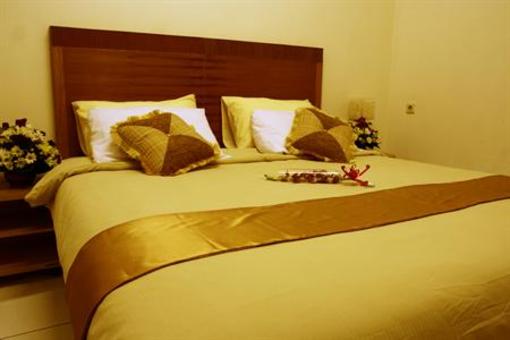 фото отеля SBTH Boutique Hotel Sanggabuana 5