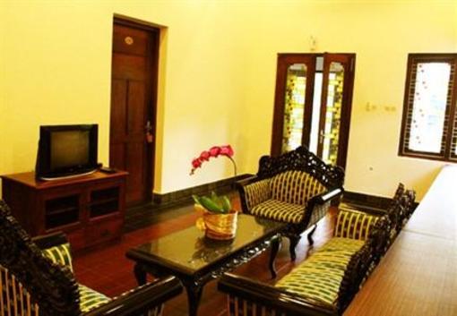 фото отеля SBTH Boutique Hotel Sanggabuana 5