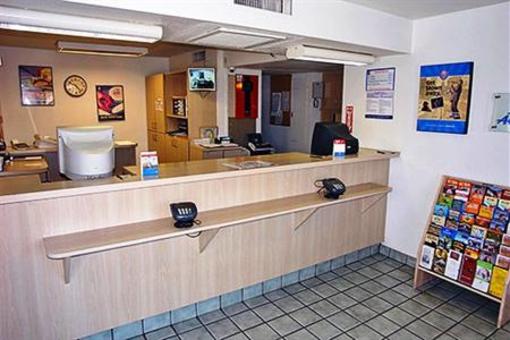 фото отеля Motel 6 Bakersfield Airport