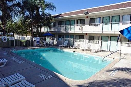 фото отеля Motel 6 Bakersfield Airport