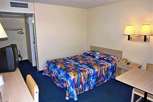 фото отеля Motel 6 Bakersfield Airport
