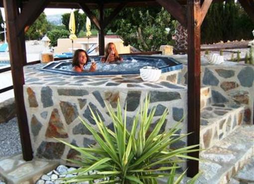 фото отеля Los Caballos Pension & Sporthotel Els Poblets