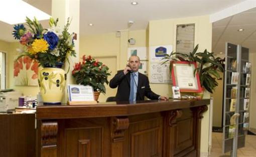фото отеля Hotel Apollonia Saint-Fargeau-Ponthierry