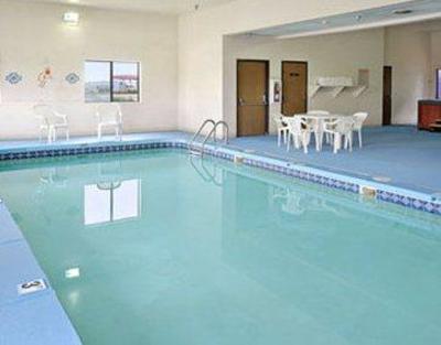 фото отеля Longmont-Days Inn