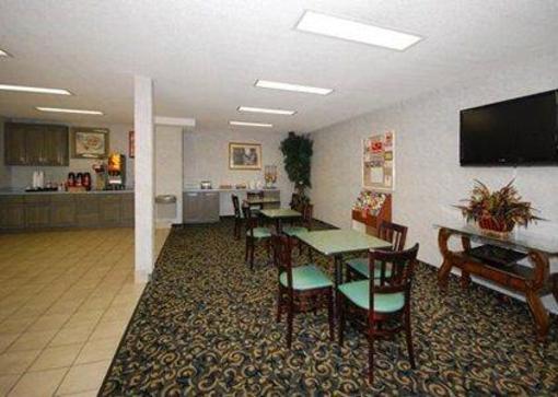 фото отеля Econo Lodge - Hattiesburg Highway 49 N.