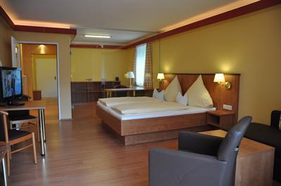фото отеля Hotel Elisabeth Bad Abbach