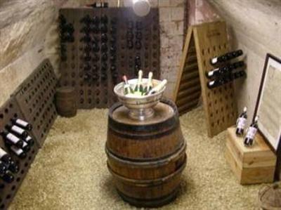 фото отеля Aux Armes De Champagne Hotel L'Epine