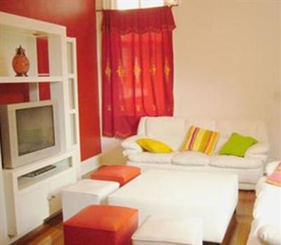 фото отеля Hostel Estoril