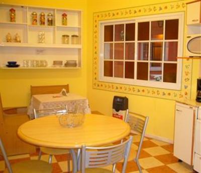 фото отеля Hostel Estoril