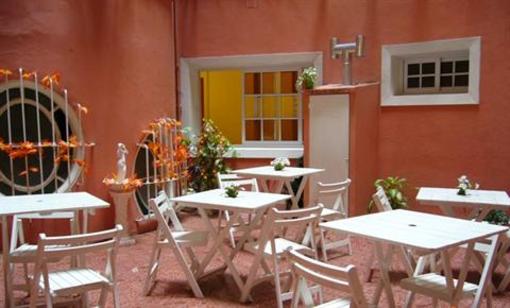 фото отеля Hostel Estoril