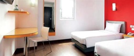фото отеля Amaris Hotel Cirebon