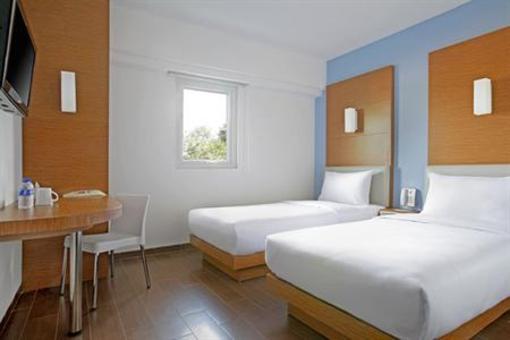 фото отеля Amaris Hotel Cirebon