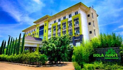 фото отеля Isola Resort Bandung