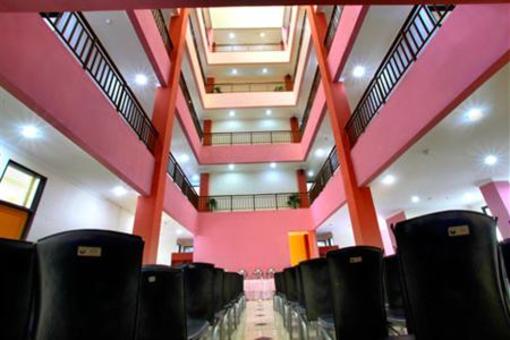 фото отеля Isola Resort Bandung