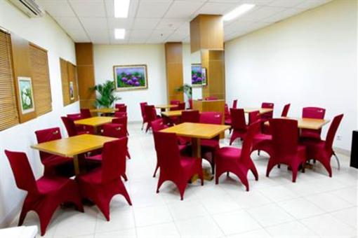 фото отеля Isola Resort Bandung