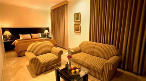 фото отеля Isola Resort Bandung