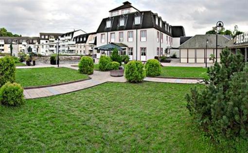 фото отеля Hotel & Restaurant Goldener Helm