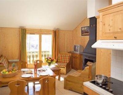 фото отеля Madame Vacances Les Chalets d'Isola