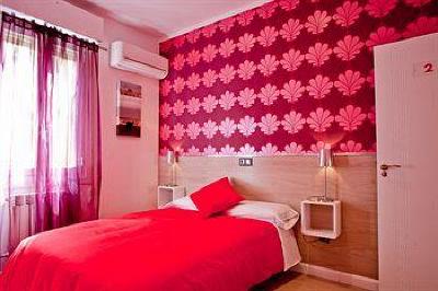 фото отеля Hostal Madrid Inn