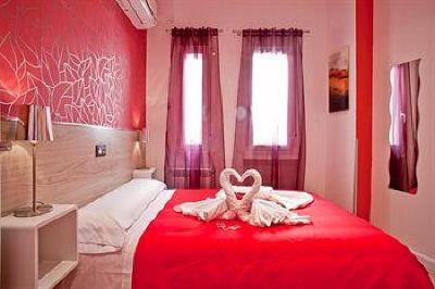 фото отеля Hostal Madrid Inn