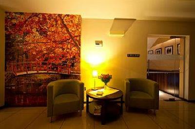 фото отеля La Petite Hotel