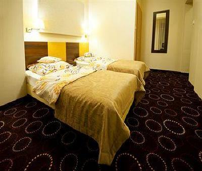 фото отеля La Petite Hotel
