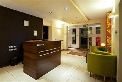 фото отеля La Petite Hotel