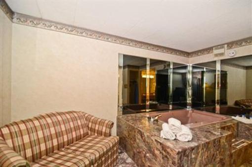 фото отеля Americas Best Value Inn Pittston