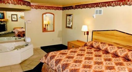 фото отеля AmericInn Lodge & Suites Northfield