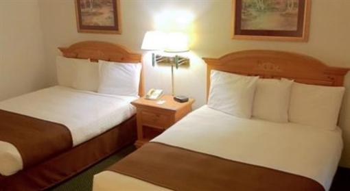 фото отеля AmericInn Lodge & Suites Northfield