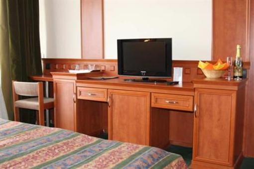 фото отеля Csipke Hotel