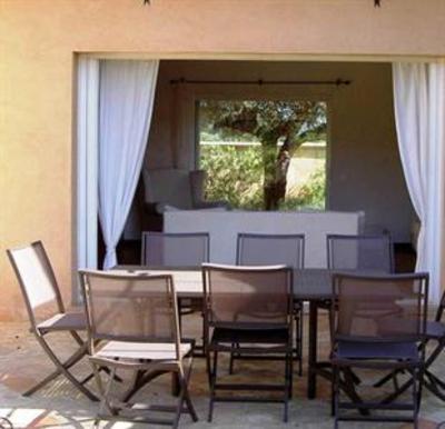 фото отеля Le Clos Des Vignes Bed & Breakfast Ramatuelle