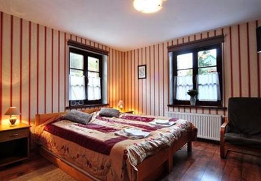 фото отеля Restauracja Pensjonat Pod Wietrzna Gora