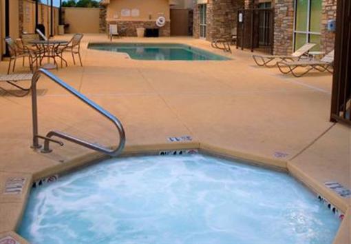 фото отеля Fairfield Inn and Suites Clovis