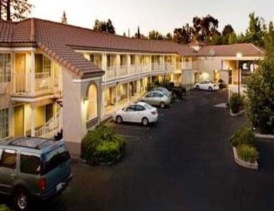 фото отеля Super 8 Mountain View