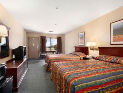 фото отеля Days Inn Fontana Rialto