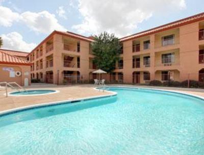 фото отеля Days Inn Fontana Rialto