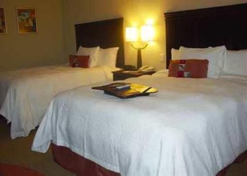 фото отеля Hampton Inn & Suites Gainesville