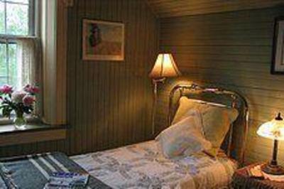 фото отеля Morgan House Bed and Breakfast and Wool Works Studio