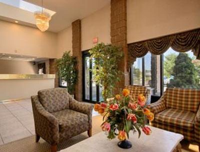 фото отеля Ramada Limited South Plainfield