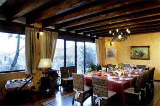 фото отеля La Casa Sulla Collina D'oro