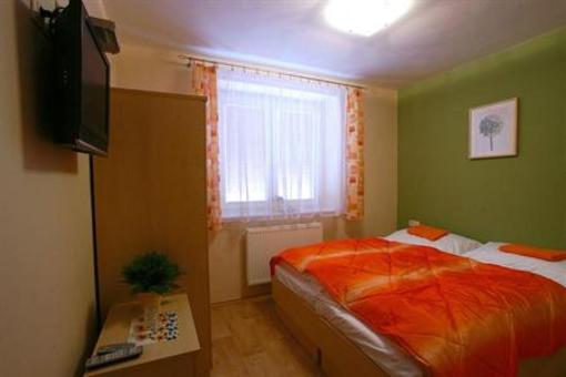 фото отеля Penzion Hustopece