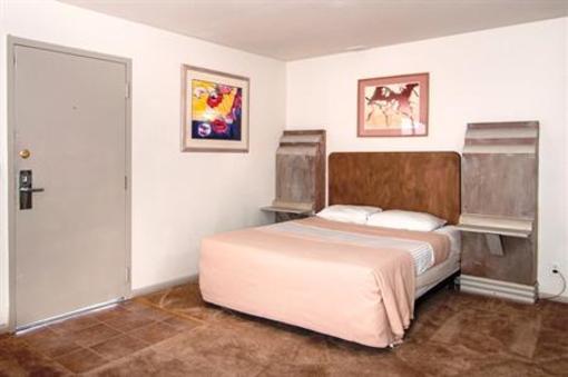 фото отеля Stay Suites of America