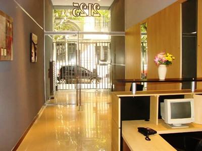фото отеля Lugabe II Apartments