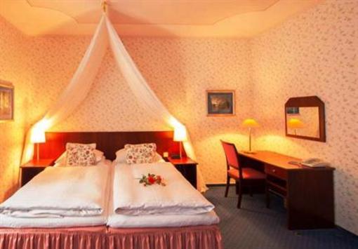 фото отеля Schloss Hotel Rheinsberg