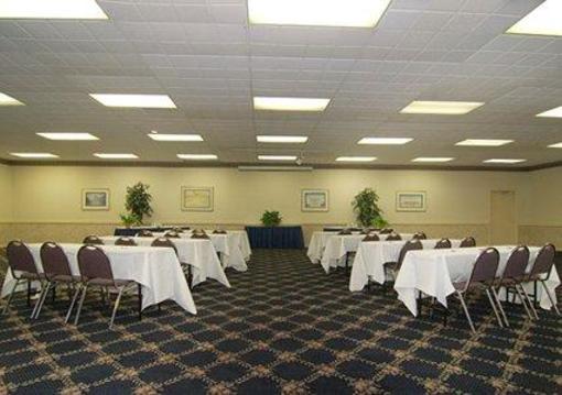 фото отеля Quality Inn Sandston