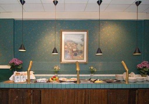 фото отеля Quality Inn Sandston