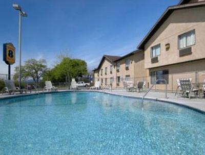 фото отеля Super 8 Motel Redding